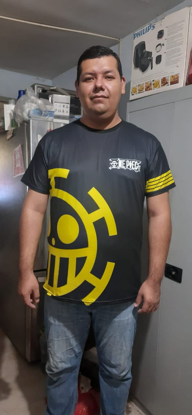 Customer photo review of Playera Pijama One Piece Piratas Corazón Trafalgar Law