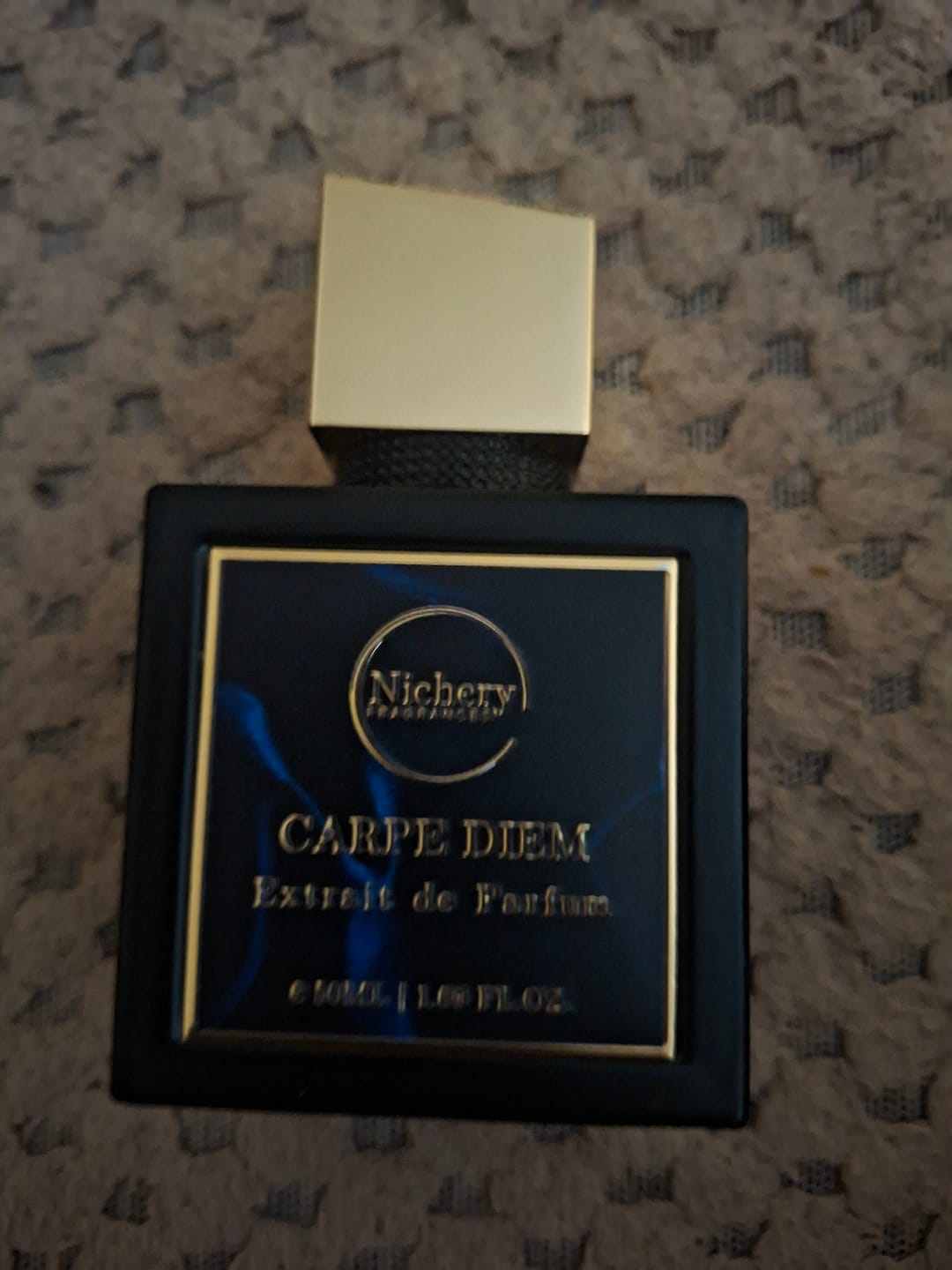 Customer photo review of Nichery Carpe Diem Extrait de Parfum - Férfi 50ml