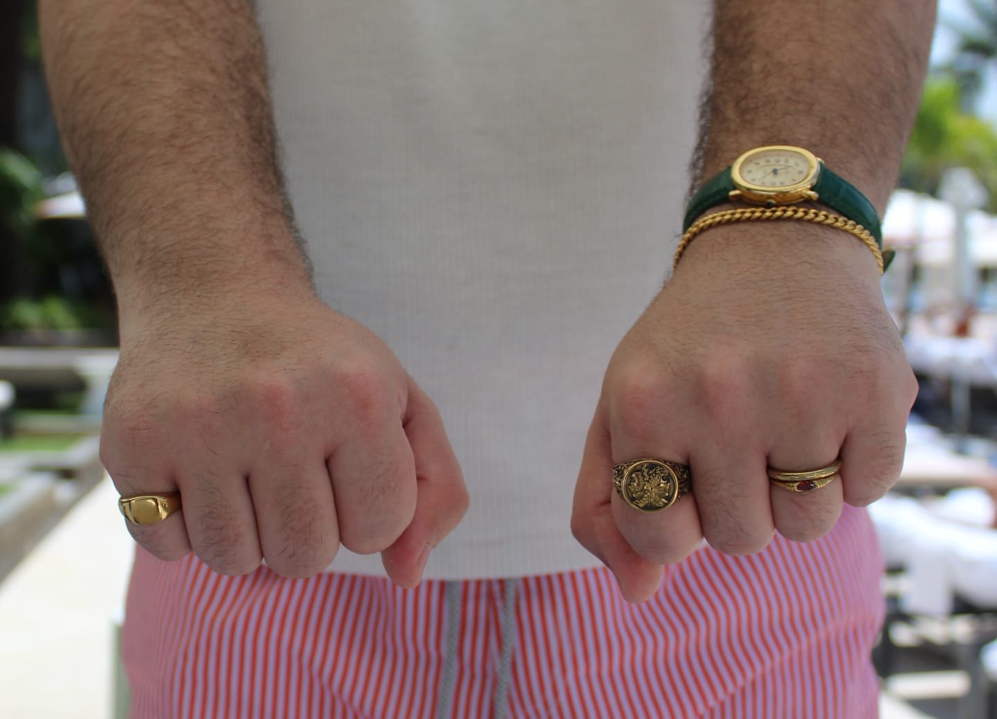 Customer photo review of Essential Signet Ring