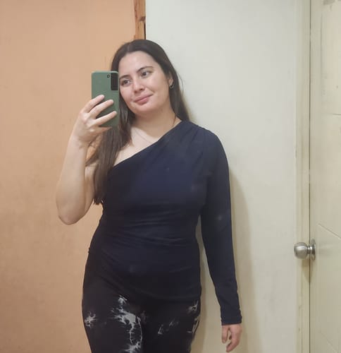 Customer photo review of TOP MILA AZUL MARINO