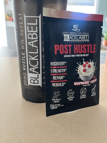 Customer photo review of PROTEIN SAMPLES + SHAKER