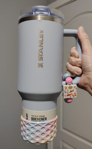 Customer photo review of Girlhood WAFFLE Tumbler Boot -fits 20-40oz