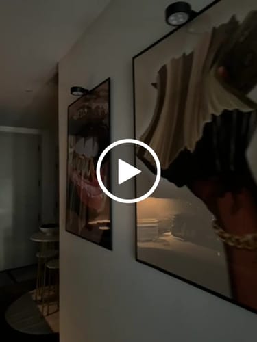 Customer video review of "Days like this, view like that"