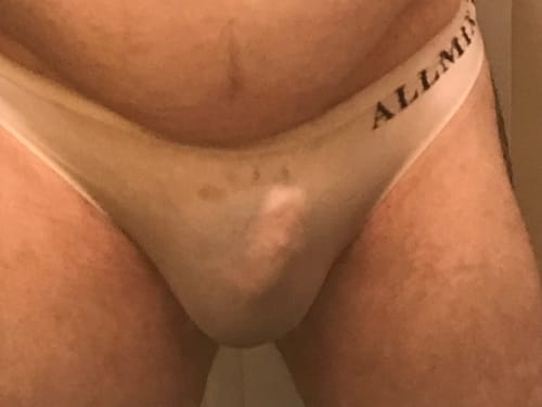 Customer photo review of 3 Pack ALLMIX Men's Sport Seamless Pouch Briefs