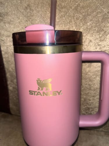 Customer photo review of The Quencher H2.0 Tumbler 40 OZ ( Antique Pink )