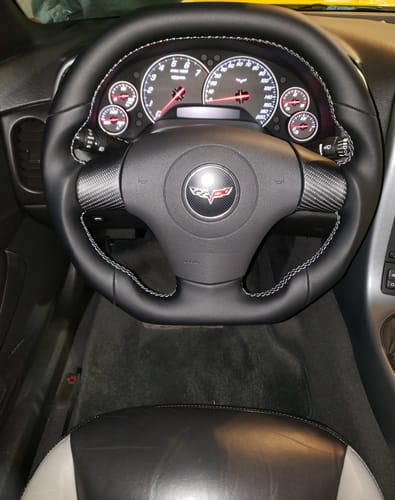 Customer photo review of [Customizable] 2006-2011 C6 Chevy Corvette Carbon Fiber LED Steering Wheel