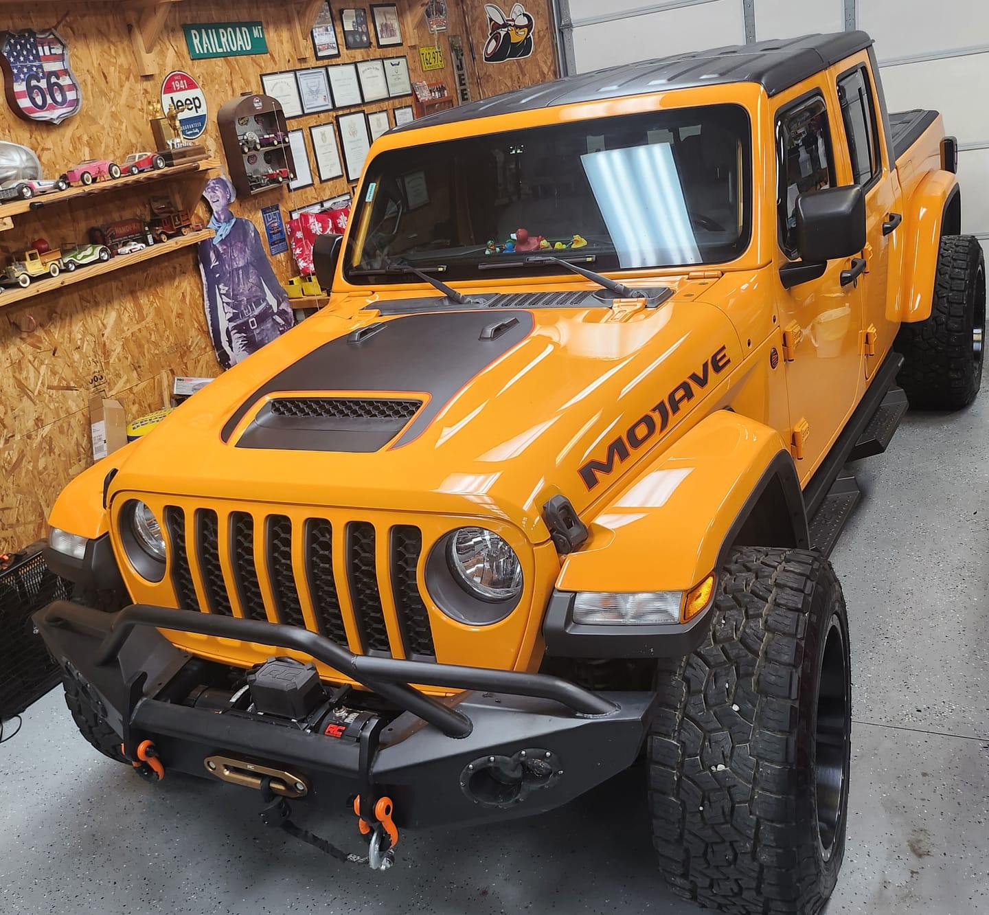 Customer photo review of Hood Graphic for Gladiator MOJAVE