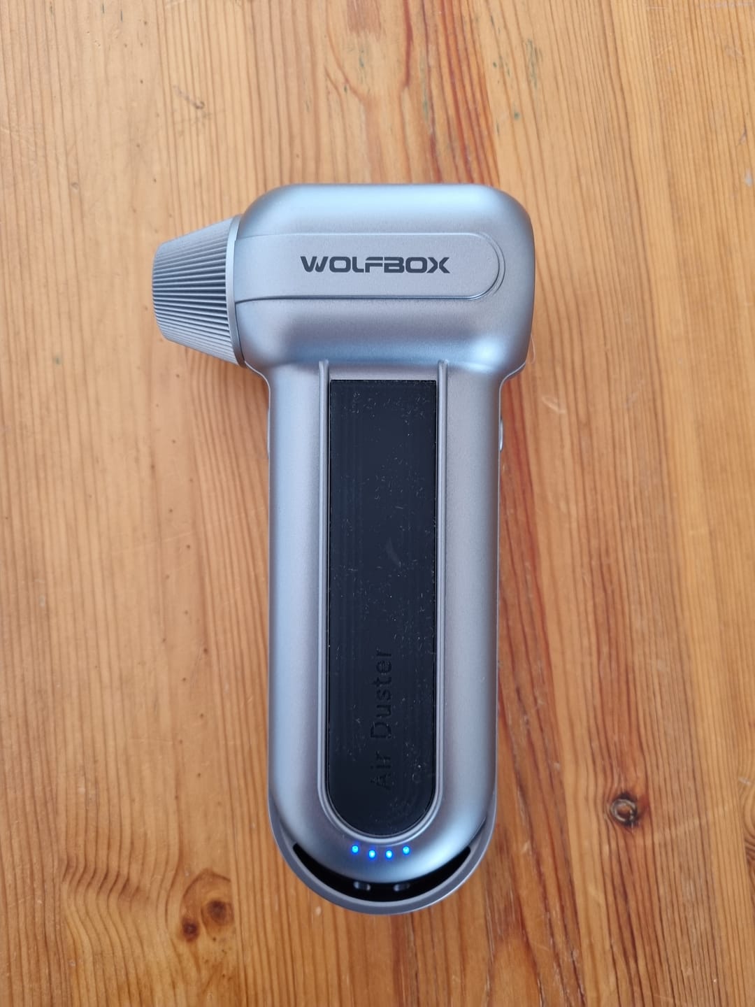Customer photo review of Wolfbox Compressed Air Duster - Super Power Electric Air Duster