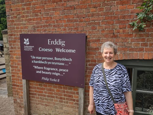 Customer photo review of Soft Peach