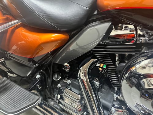 Customer photo review of HR3 Gold / Black Geometric Shape Fade Mid Frame Air Heat Deflectors For Harley Touring and Trike Models 09-24