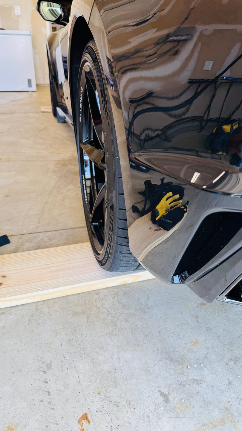Customer photo review of Chevrolet Corvette C8 Z06 XL Extended Front & Rear Splash Guard