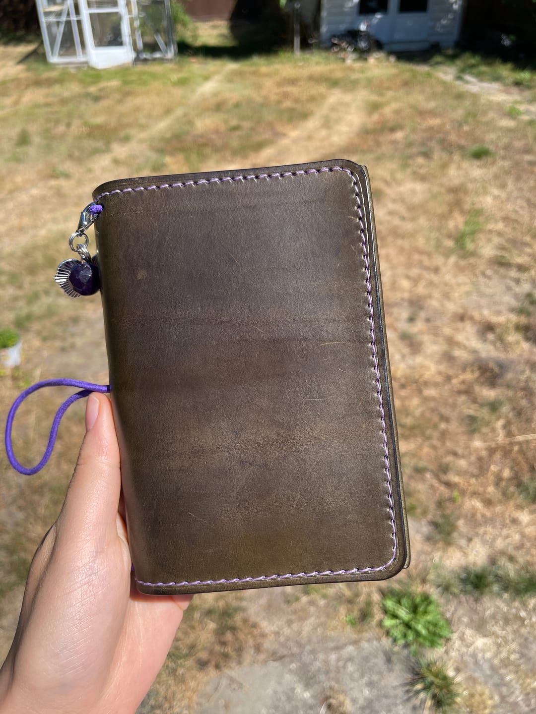 Customer photo review of Apple Pig Leather"Matcha" Traveler's Notebook