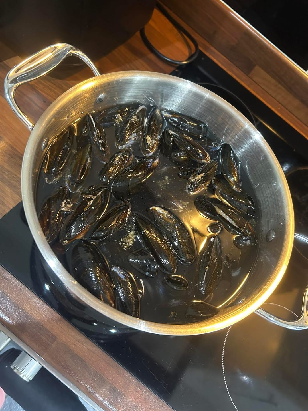 Customer photo review of Fresh Scottish Mussels (2kg)