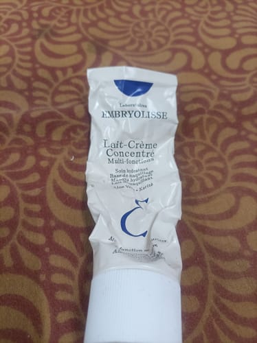 Customer photo review of Lait-Creme Concentre - Moisturizer and Primer - 75ml