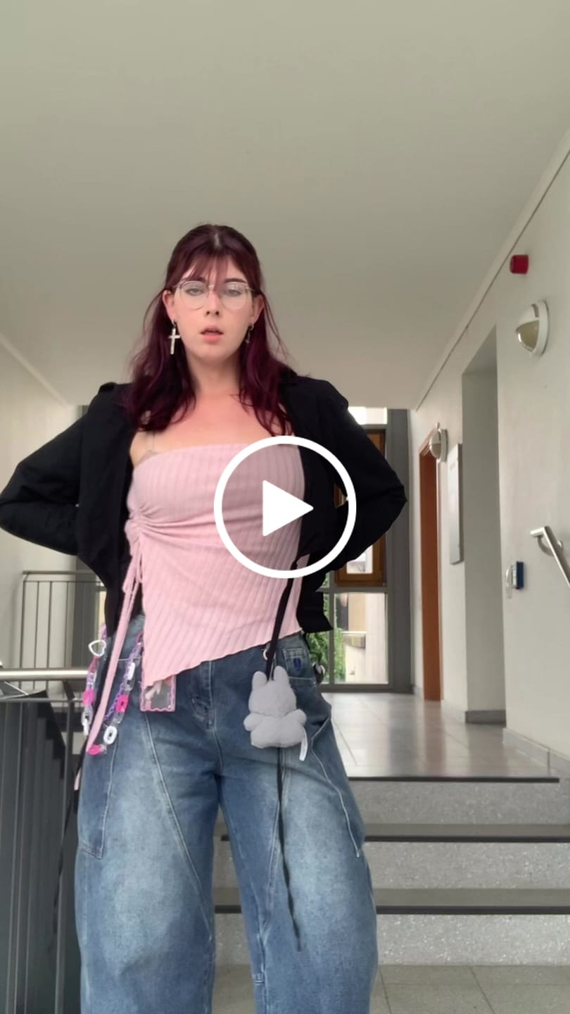 Customer video review of Aelfric Eden  Baggy Barrel Big Pocket Jeans
