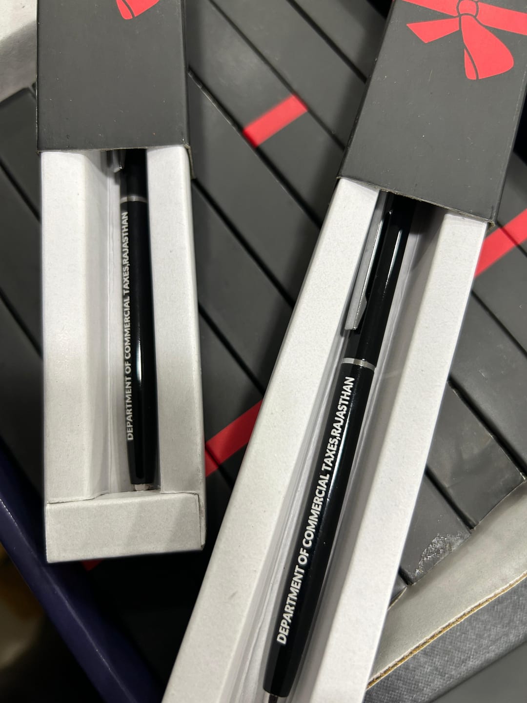 Customer photo review of Premium Metal Pen | Best Corporate Gift | PrintMine.in