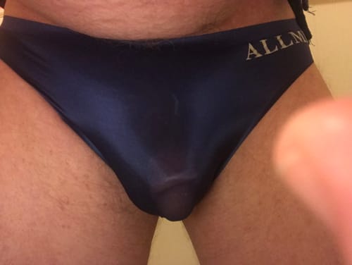 Customer photo review of 3 Pack ALLMIX Men's Sport Seamless Pouch Briefs