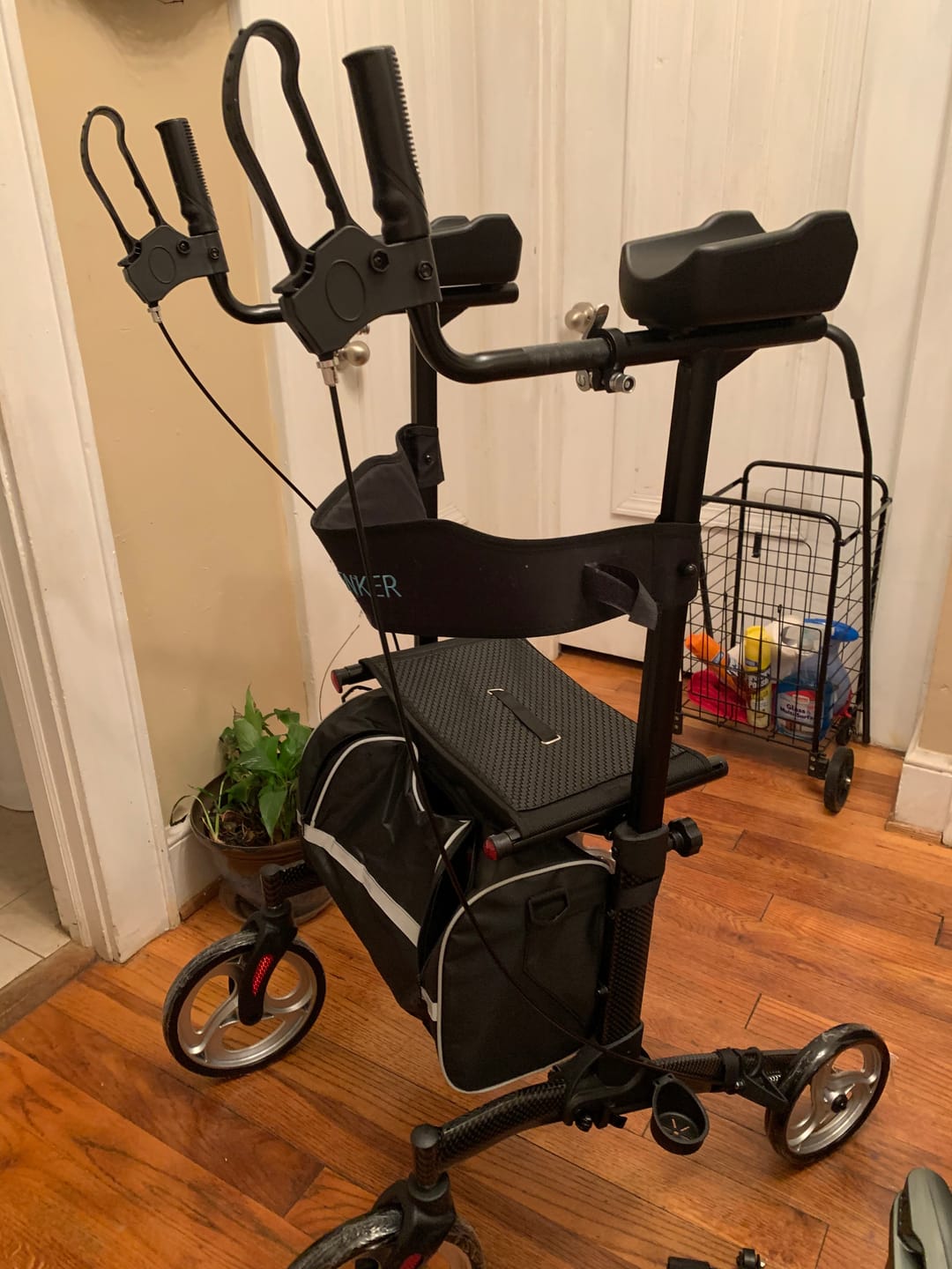 Customer photo review of HFK-9240 Dual-Brake Upright walker 10" wheels