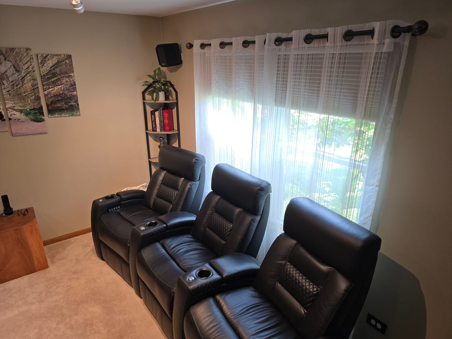 Customer photo review of SmartWings Motorized Blackout Cellular Shades Nowa