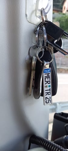 Customer photo review of Kennzeichen Schlüsselanhänger Mini Nummernschild Metall