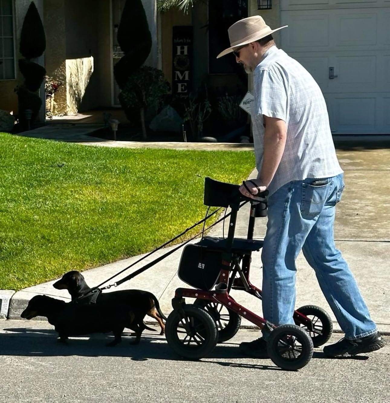 Customer photo review of KLD-9212 All Terrain Dual-Brake Rollator Walker 12" Wheels