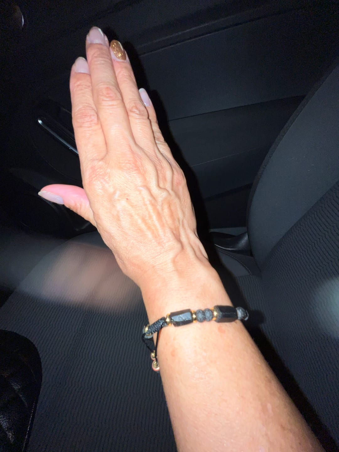 Customer photo review of Turmalin Armband - Natursteine