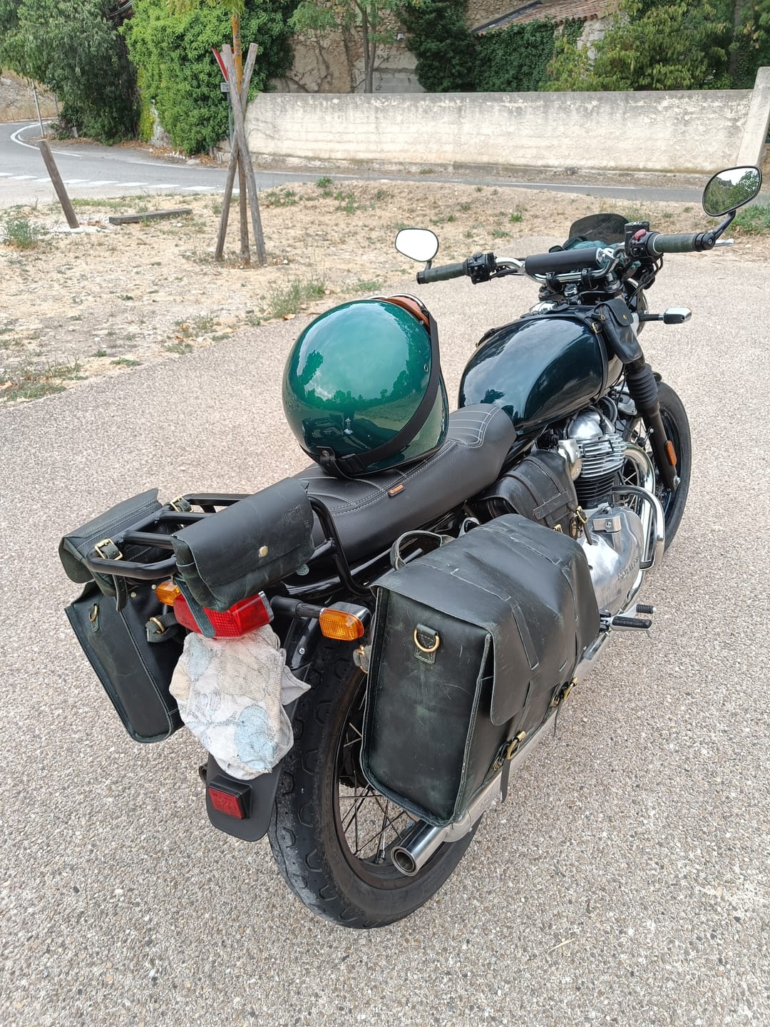 Customer photo review of sidekick moto pouch