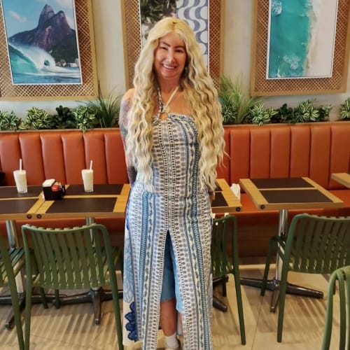 Customer photo review of Lace Front HD Gianna Loira Ondulada - Repartição Livre 13x4