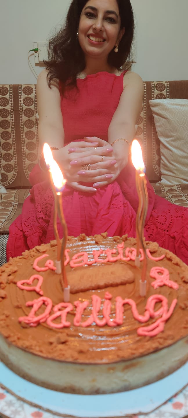 Customer photo review of Lotus Biscoff Cheesecake