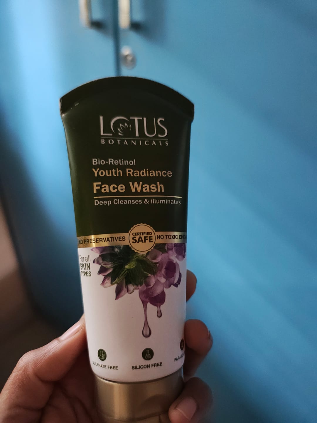 Customer photo review of Bio-Retinol Youth Radiance Face Wash