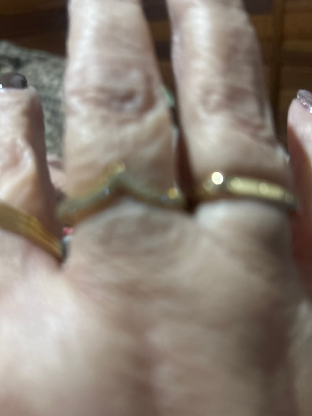 Customer photo review of Anel Trinity Zircônia Banhado em Ouro 18K