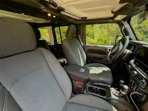 Customer photo review of Embroidered Center Console Armrest Cover "Jeep Rear End"