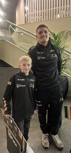 Customer photo review of 2025 Penrith Panthers HZ Hoodie - Kids