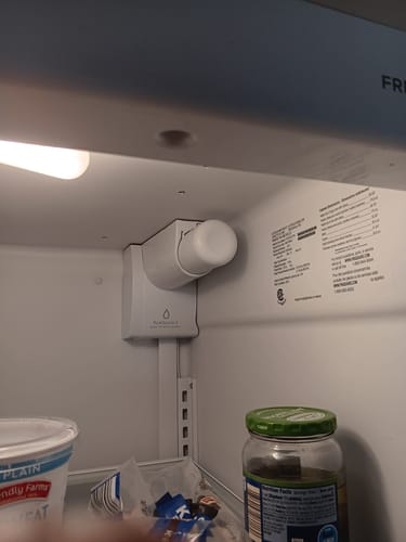 Customer photo review of Frigidaire WF3CB Puresource 3 Refrigerator Water Filter Replacement, White