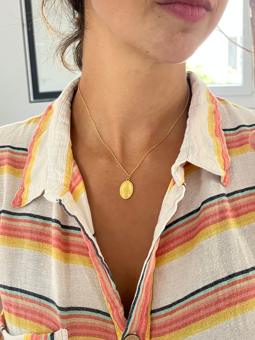 Customer photo review of Collar Virgen María