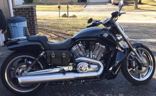 Customer photo review of H-D® V-Rod Right Side Solo Frame Bag - VFR01
