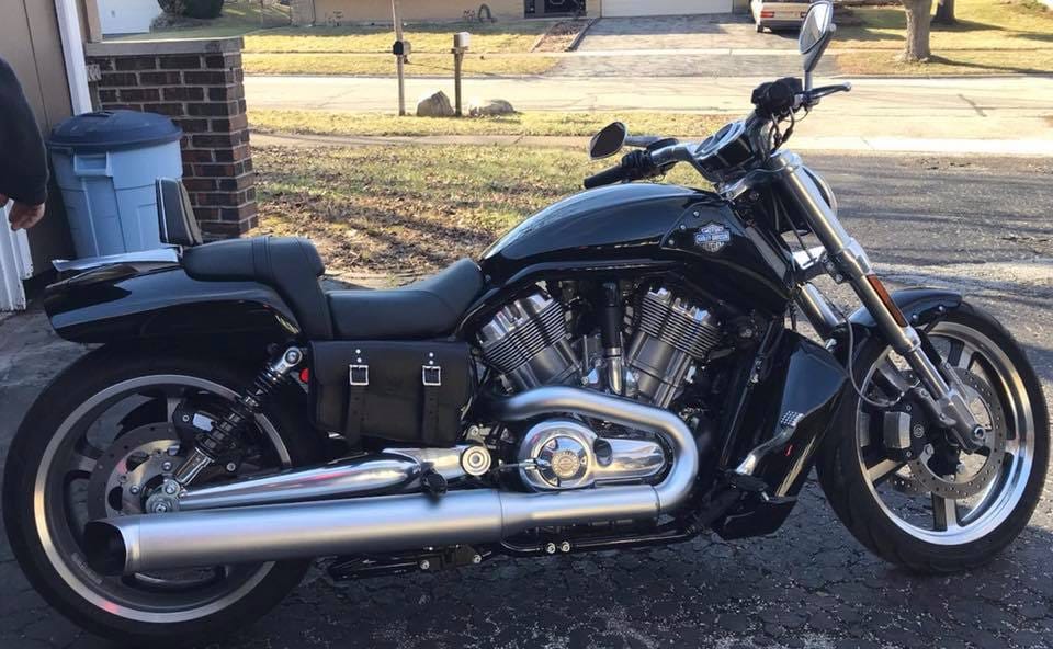 Customer photo review of H-D® V-Rod Right Side Solo Frame Bag - VFR01