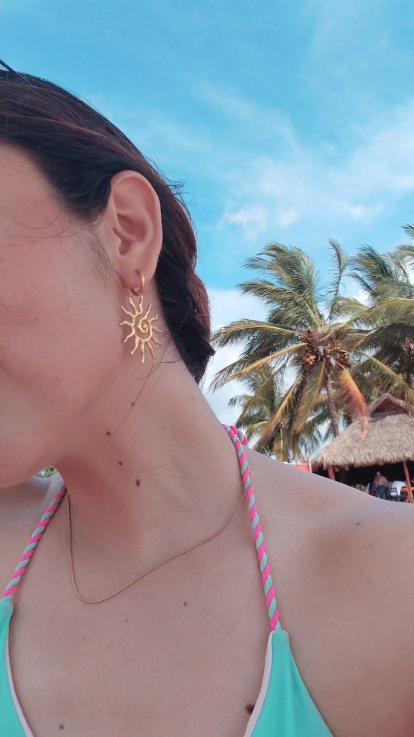 Customer photo review of Aretes Malina