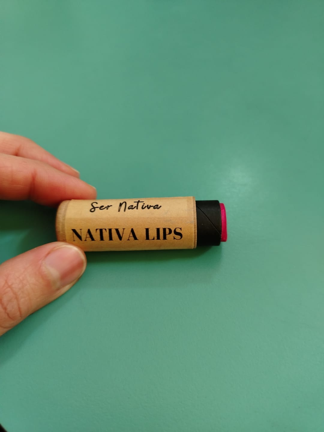 Customer photo review of Lápiz labial natural "Nativa Lips"