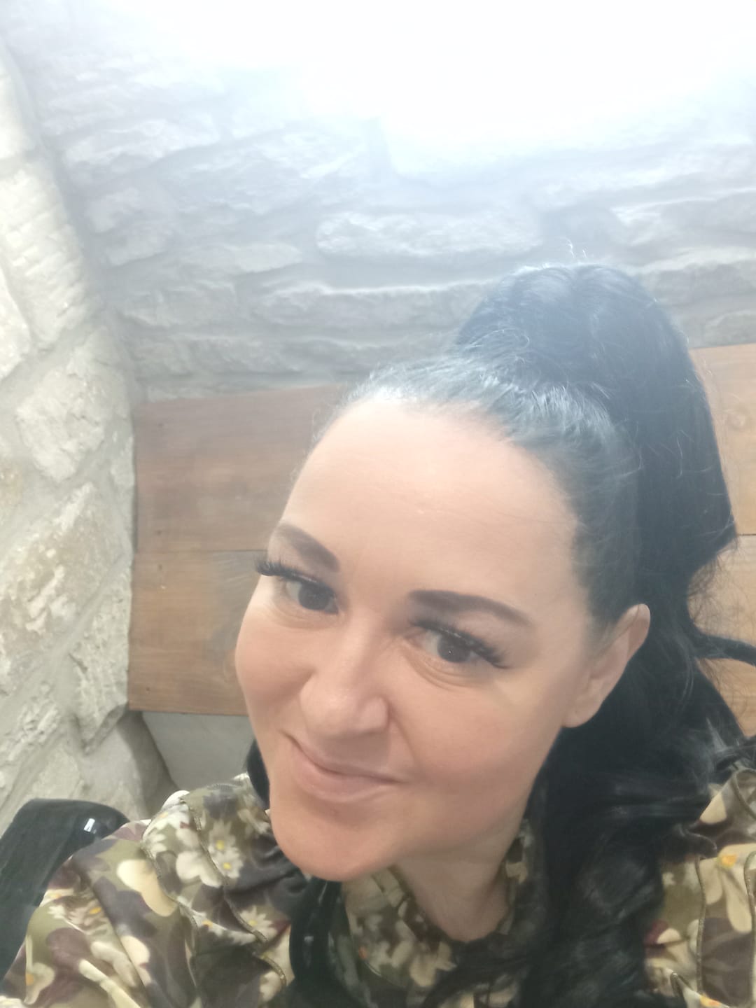 Customer photo review of Stranded Medium Flicky Clip-on Ponytail - Colour #1 Black Magic