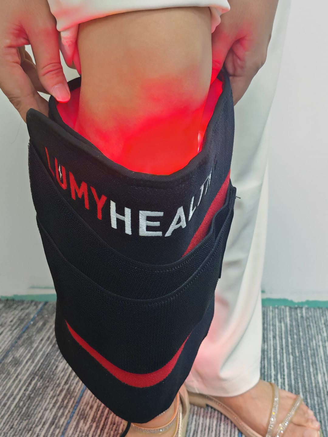 Customer photo review of Lumyhealth Multi-Spectrum Red Light Therapy Pad