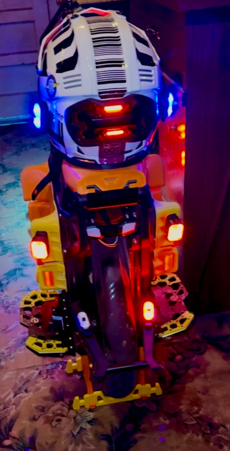 Customer photo review of Wireless LED Lights-RG5