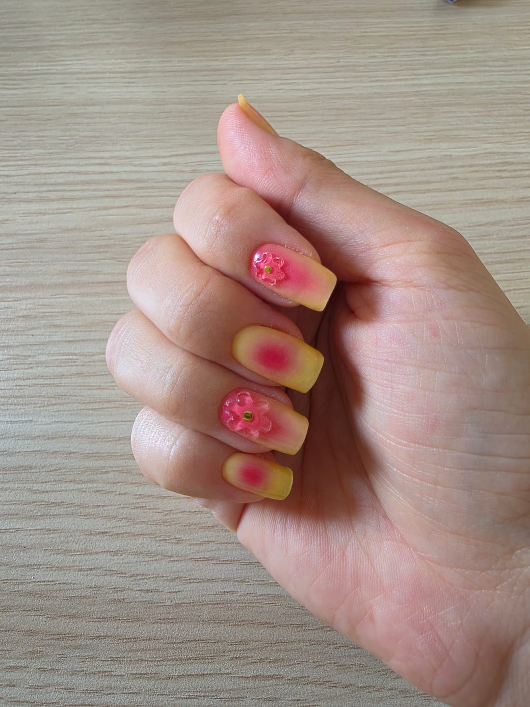 Customer photo review of N Tropical Dream Jel Tırnak 30 Adet, 2 Kullanım