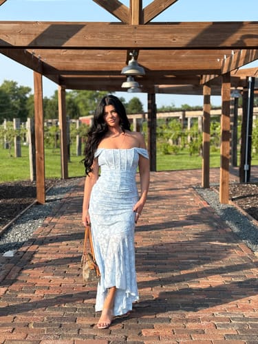 Customer photo review of Carisia Maxi Dress