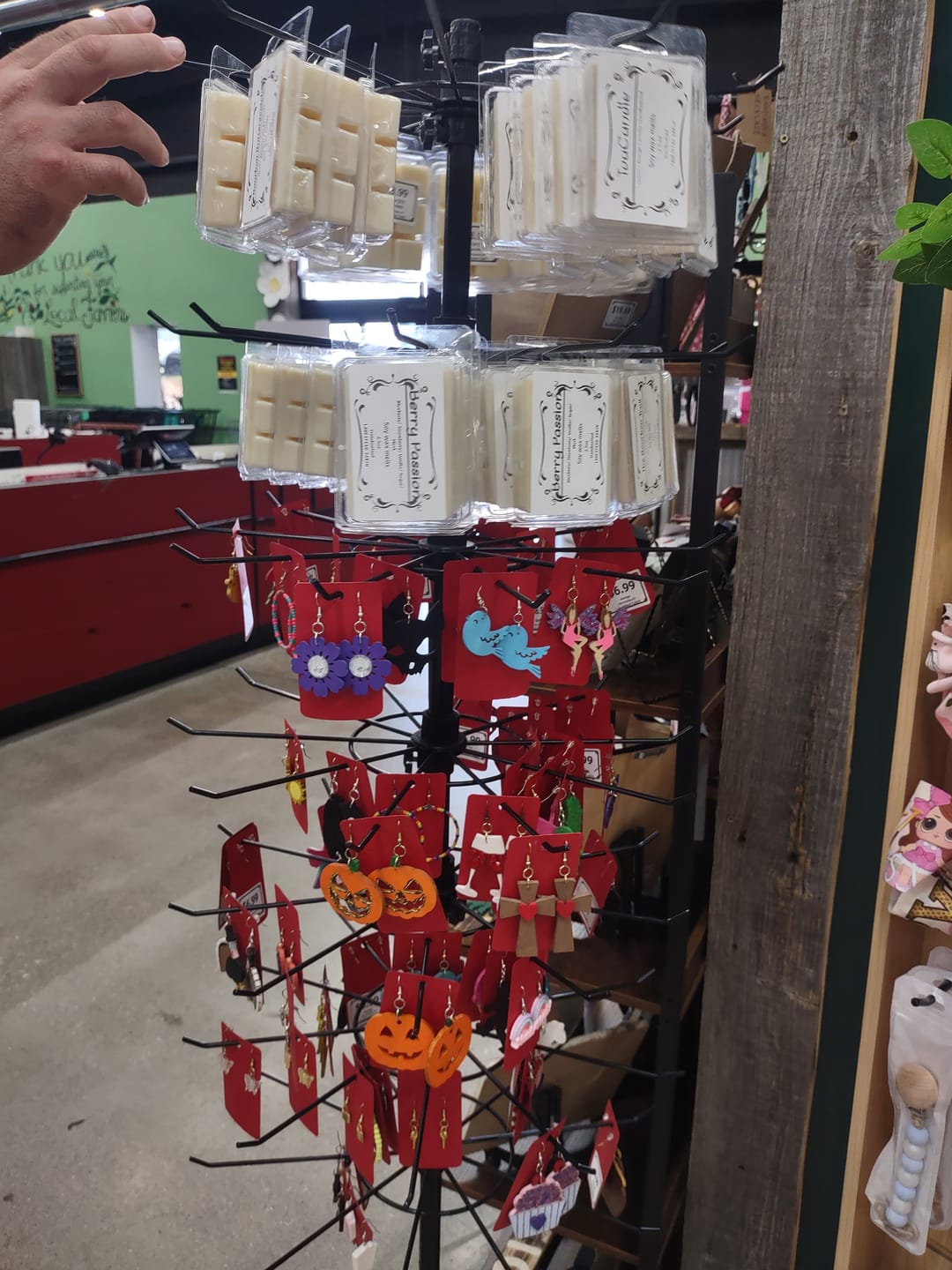 Customer photo review of Unfinished Wood Happy Pumpkin Shape - Craft - up to 36"