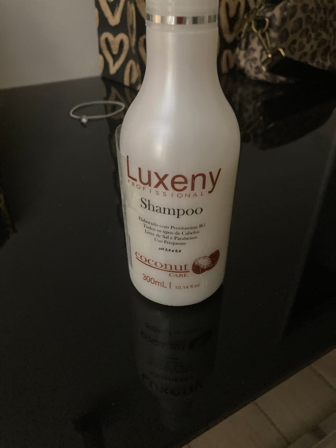 Customer photo review of Shampoo Vegano Coconut 300 ml