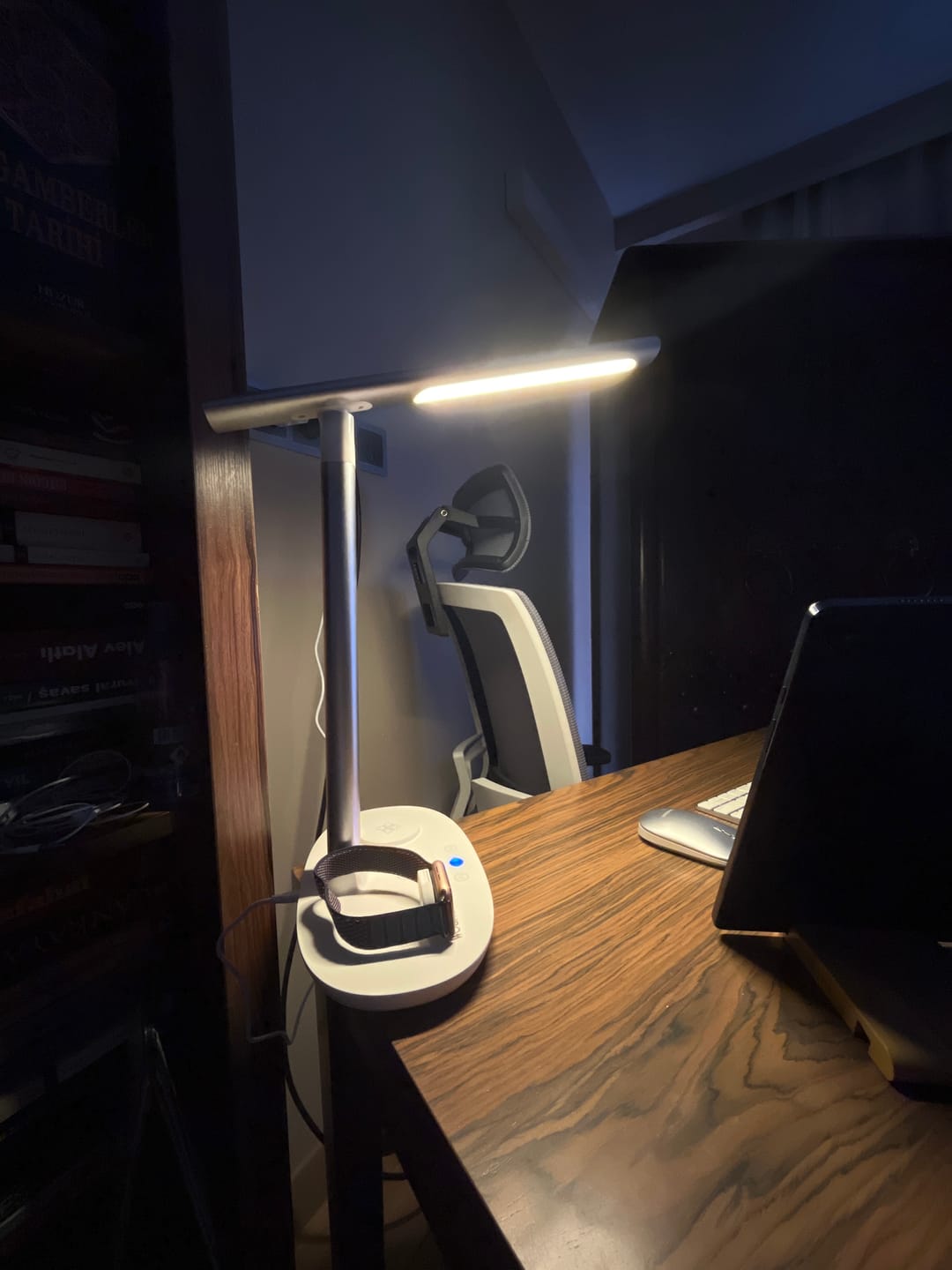 Customer photo review of Roy V2 5 in 1 Wireless Şarj Üniteli Masa Lambası