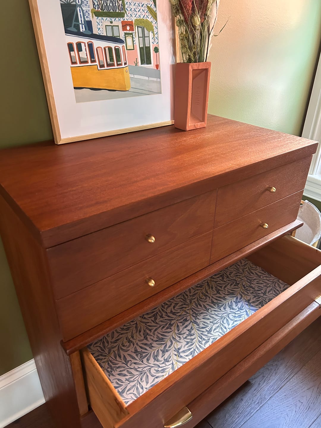 Customer photo review of Blue WILLOW William Morris | Scented Drawer Liners in 2 Fragrances.