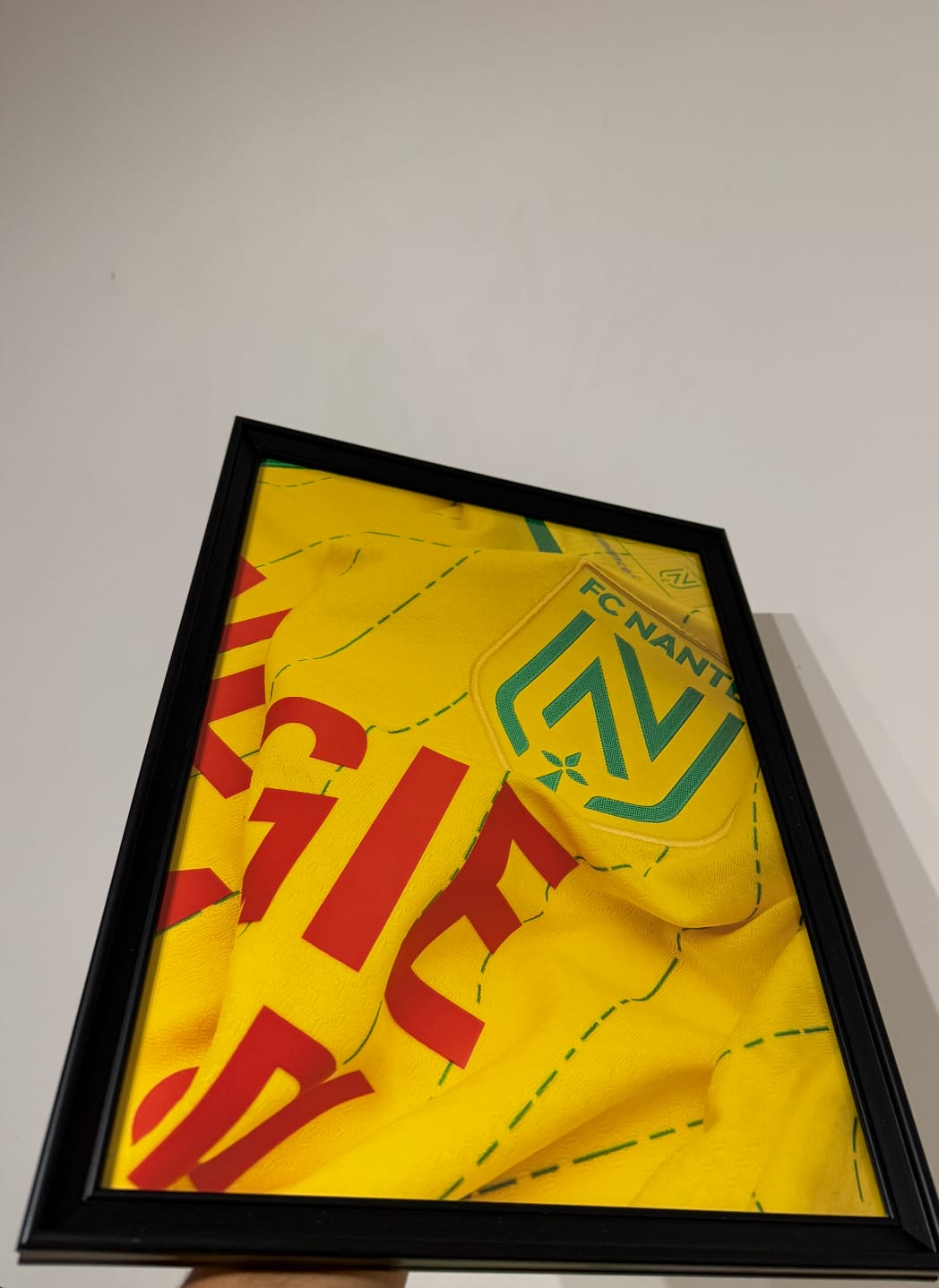 Customer photo review of Cadre photo - Maillot FC Nantes 2026