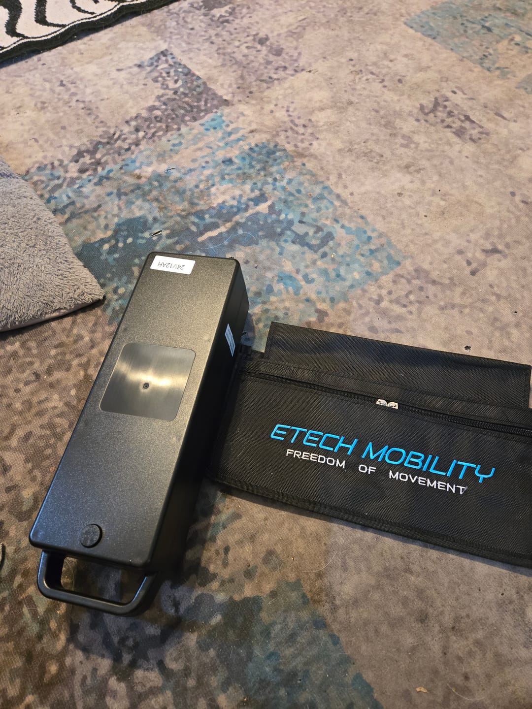 Customer photo review of 24V 12Ah Lithium-ion Battery for V3 Freedom Pro Powerchair